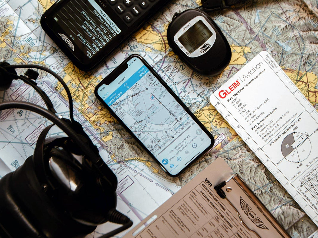 Flight Bag Essentials For Pilots